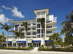 Royal Blues Hotel
