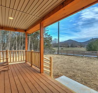 Shenandoah Cabin with Patio  Mountain Views - Accommodation Chicago