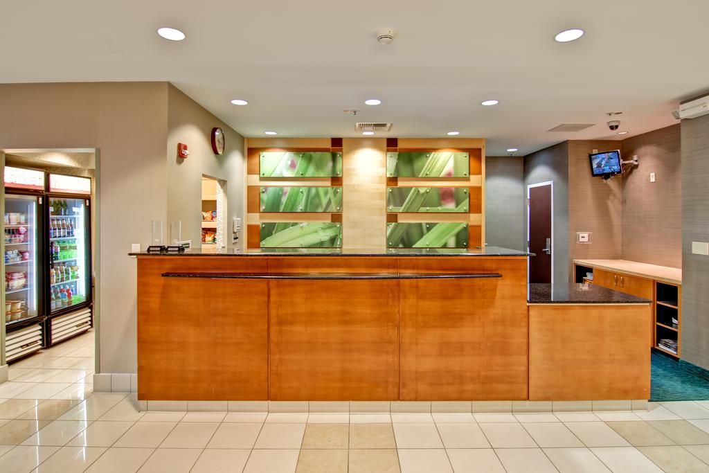SpringHill Suites Fresno - thumb 1