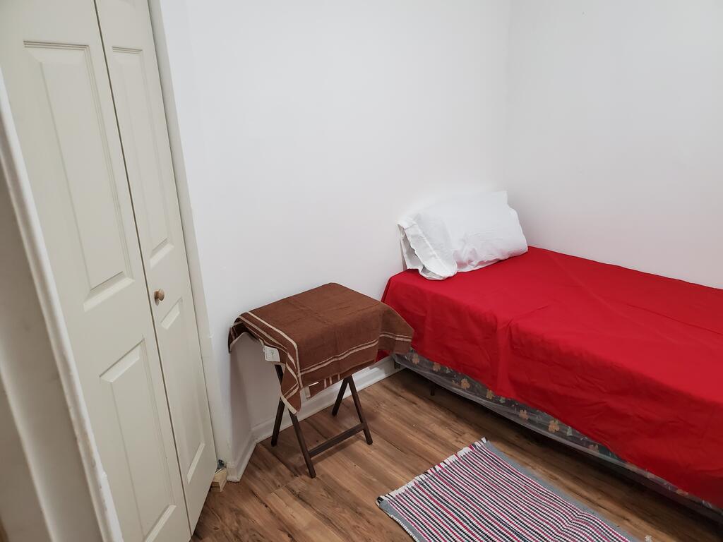 St. Lawrence Hostel - thumb 1