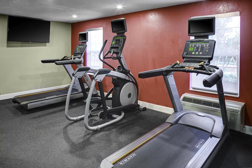 TownePlace Suites Fresno - thumb 2
