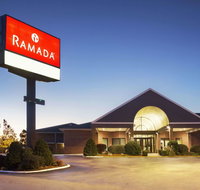 Ramada by Wyndham Batesville - Accommodation Chicago