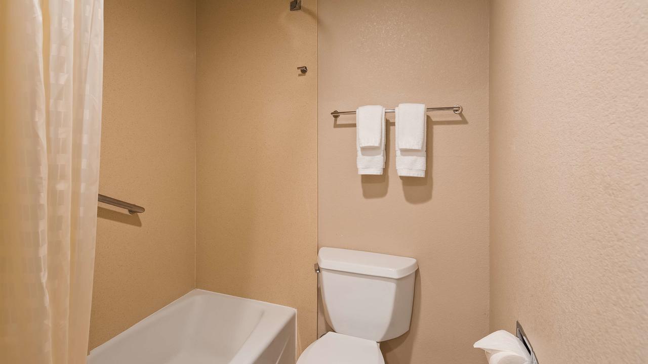 Best Western Country Inn Temecula - thumb 38