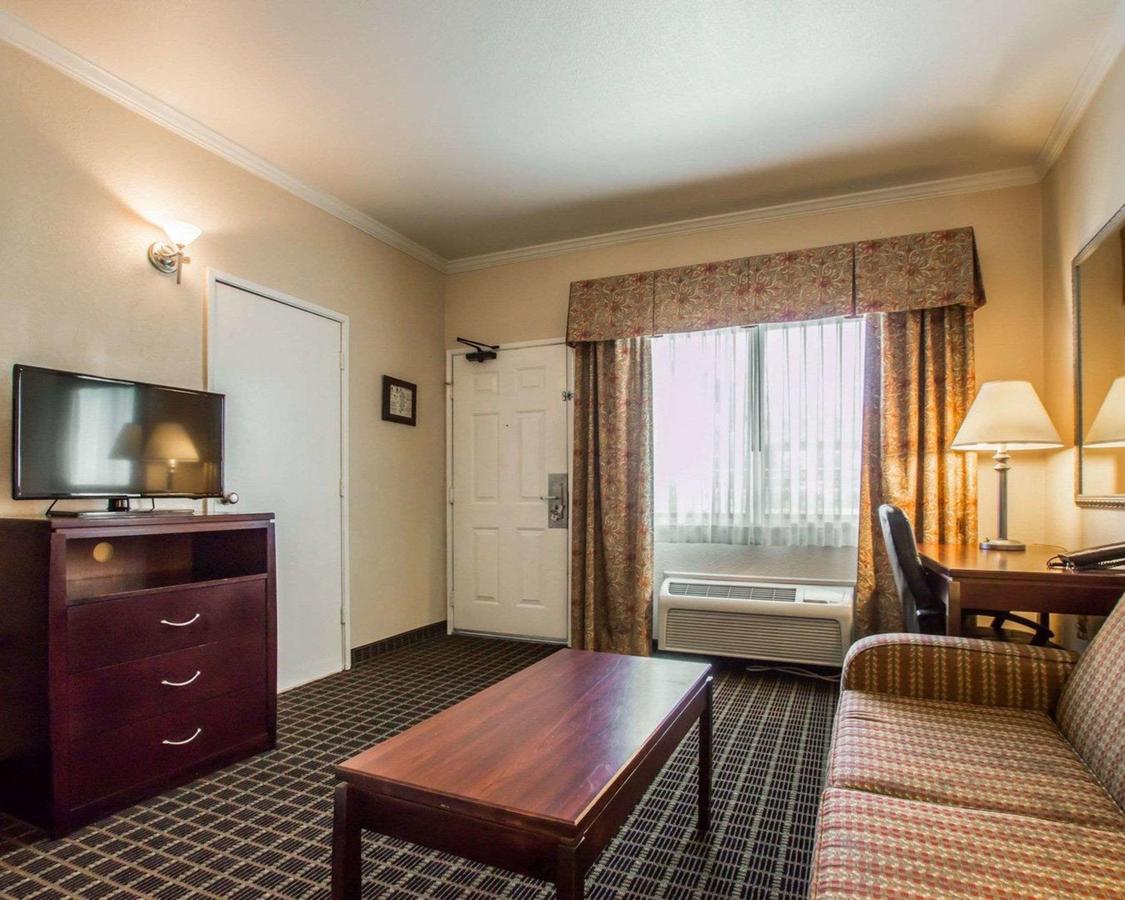 Quality Inn Temecula Valley Wine Country - thumb 28