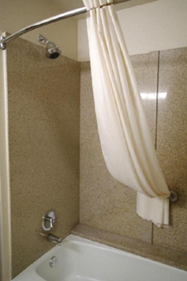 Best Western Village Inn - thumb 30