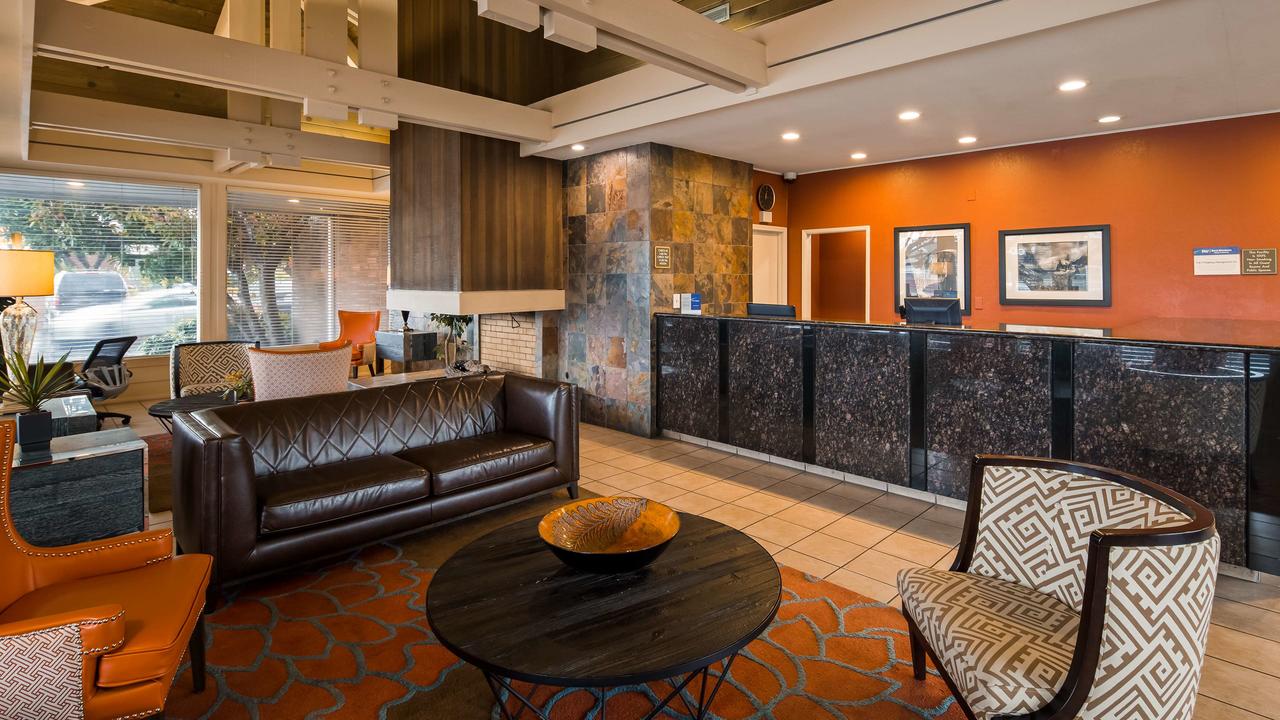 Best Western Village Inn - thumb 44