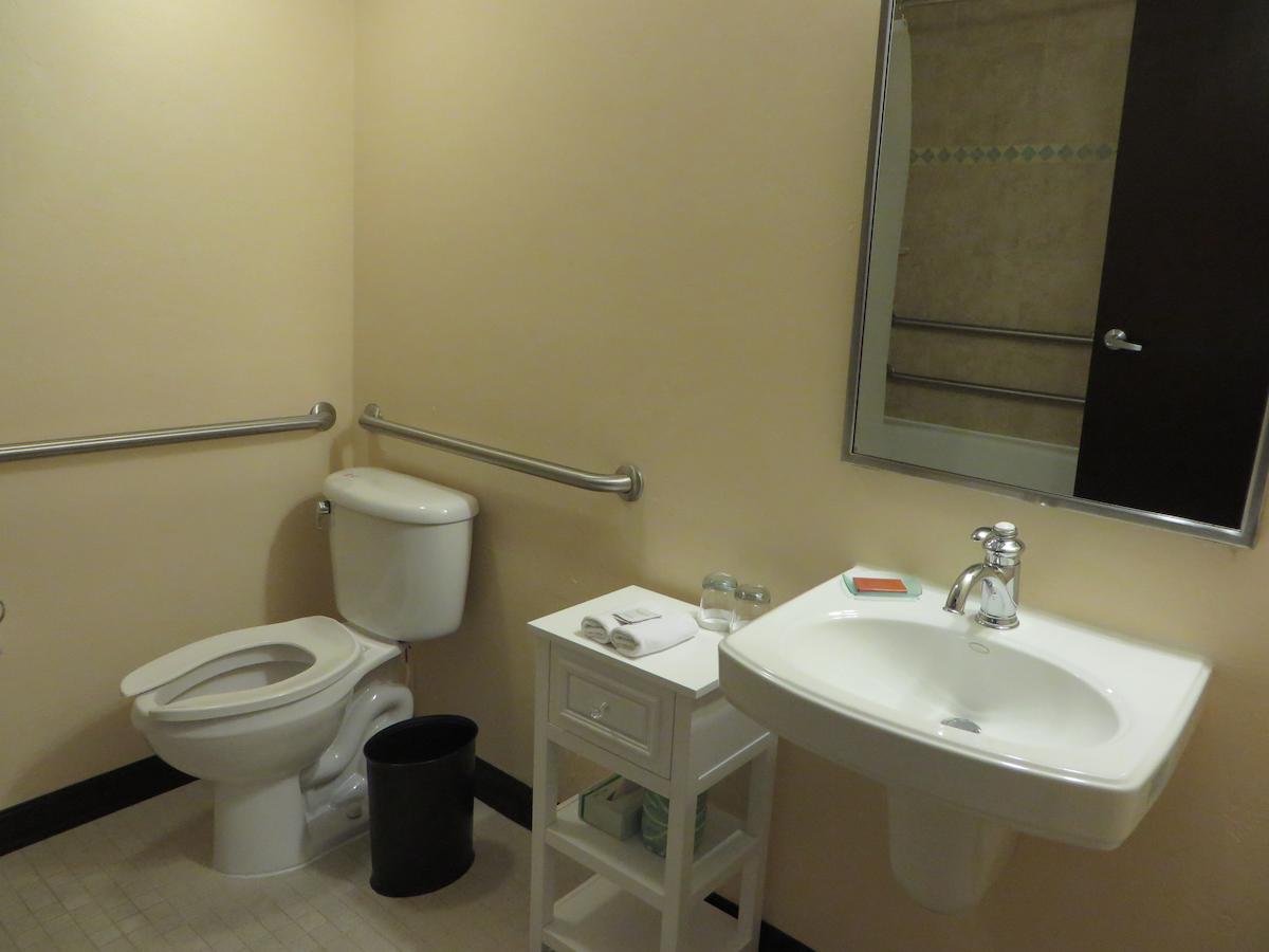 Bayfront Inn 5th Avenue - thumb 31