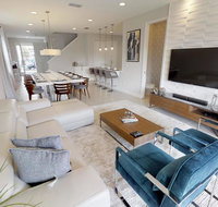 6 Bedroom Vacation Home with Pool 1865 - Accommodation Chicago
