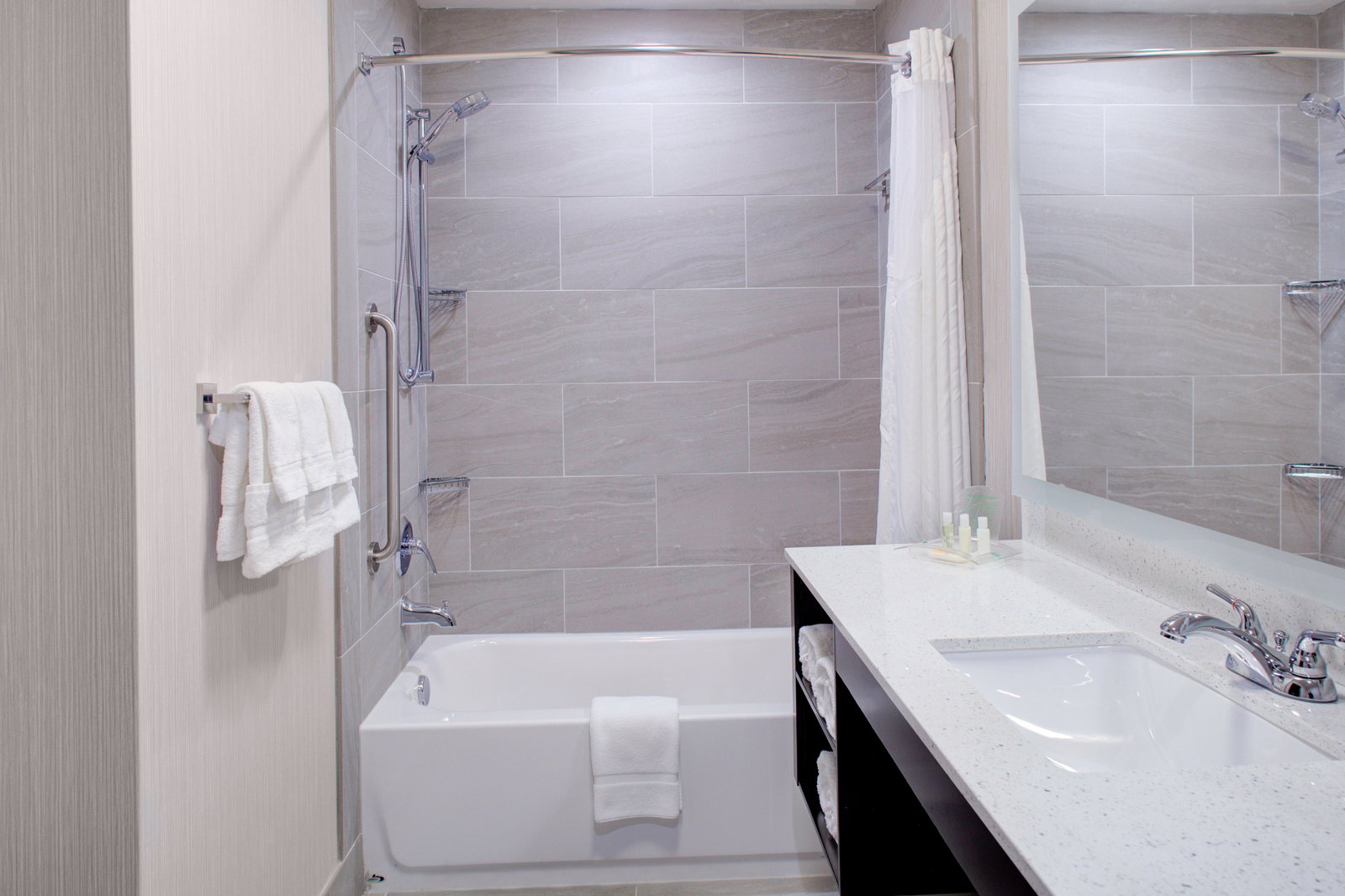 Holiday Inn Windsor Wine Country - thumb 5