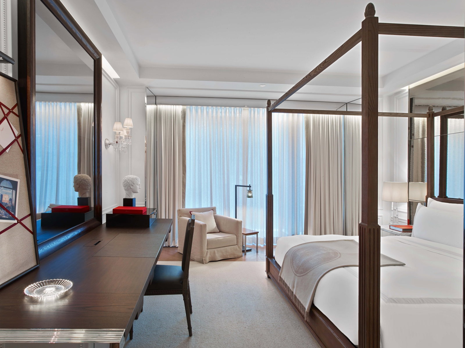 Baccarat Hotel & Residences - thumb 4