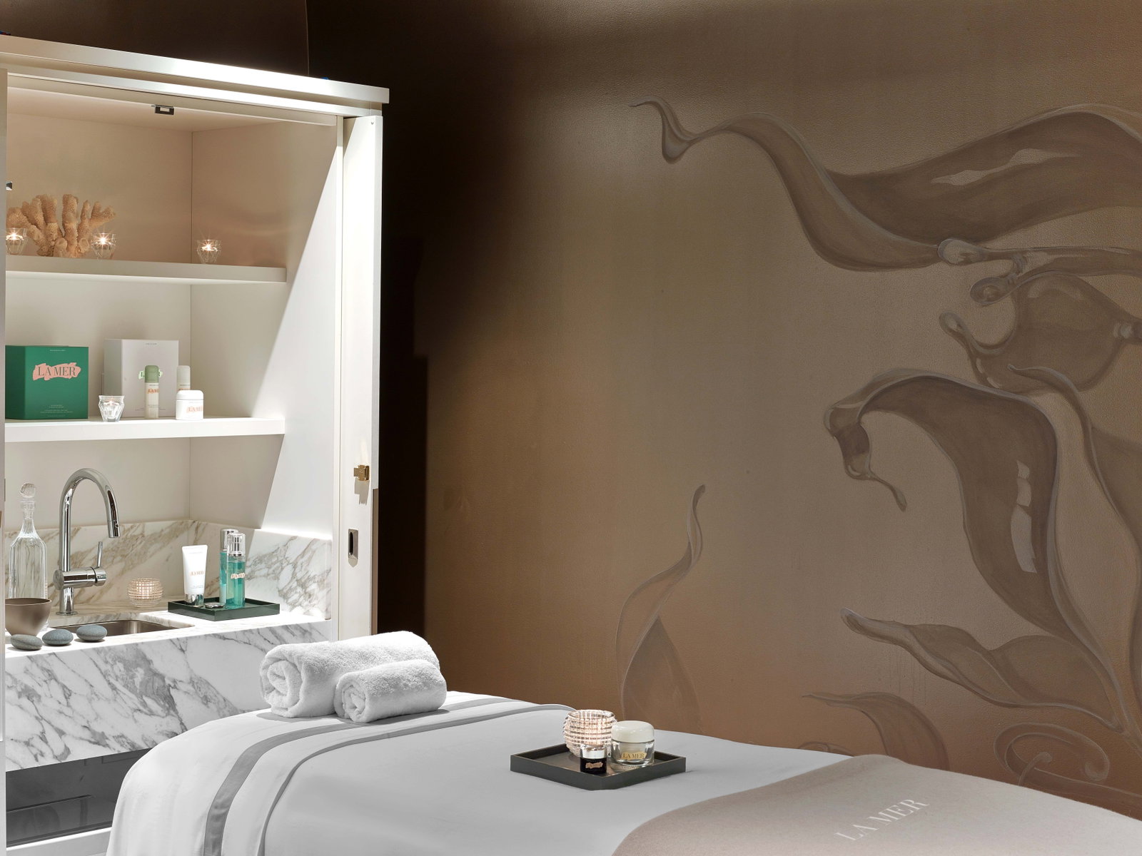 Baccarat Hotel & Residences - thumb 11