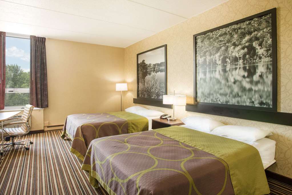 Super 8 Plattsburgh - thumb 8