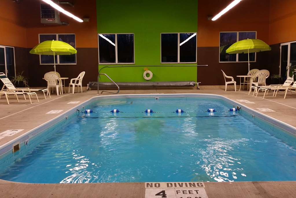 Super 8 Plattsburgh - thumb 12