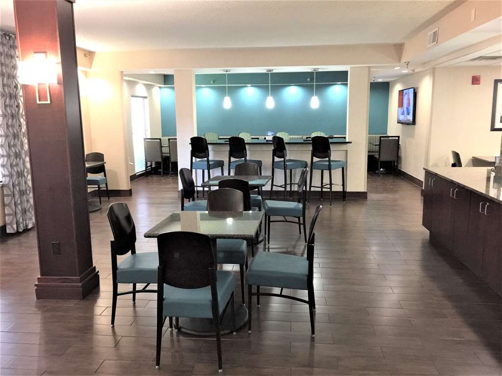 Best Western Plus Galleria Inn & Suites - thumb 11