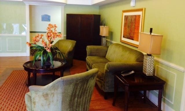 InTown Suites Columbus - thumb 3