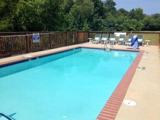 InTown Suites Columbus - thumb 8