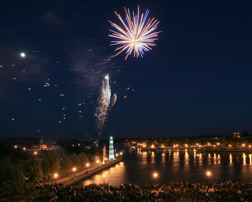 Hampton Inn & Suites Waterfront - thumb 6