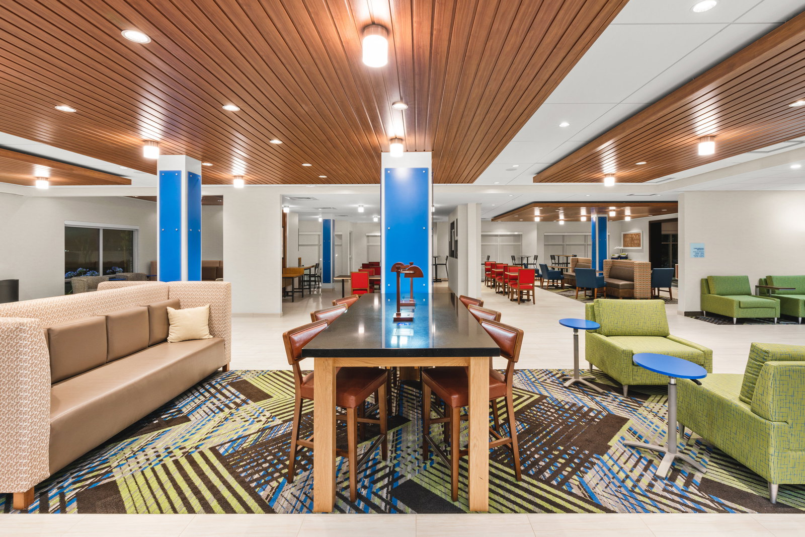 Holiday Inn Express & Suites Suisun City - thumb 3