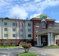 Holiday Inn Express  Suites Tuscaloosa- - Accommodation Chicago