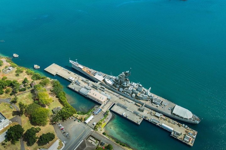 USS Arizona Memorial & Battleship Missouri - thumb 4