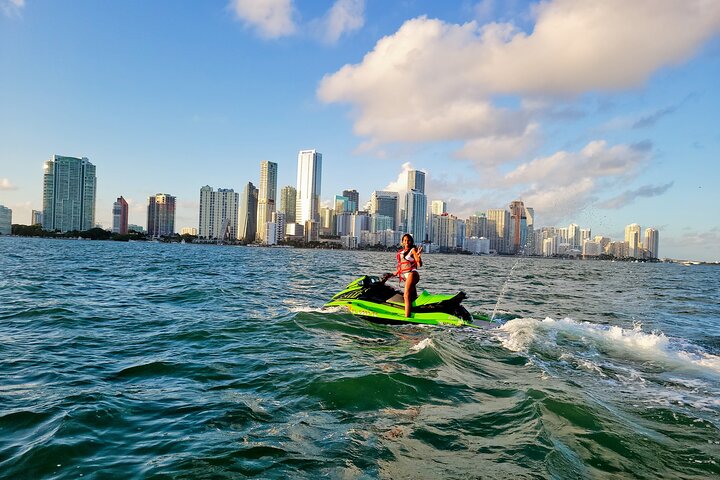Get A Glimpse Of Miami Via Jet Ski - thumb 4