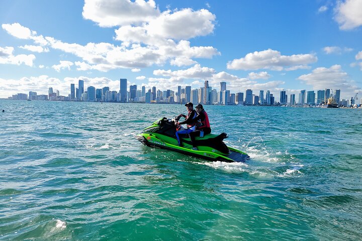 Get A Glimpse Of Miami Via Jet Ski - thumb 5