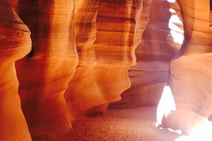 1-Day Bus Tour In Lower Antelope Canyon & Horseshoe Bend - thumb 4