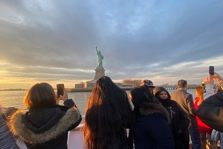 NYC Combo: Statue Of Liberty Cruise & St Patrick's Cathedral - thumb 1