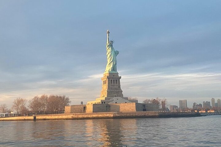 NYC Combo: Statue Of Liberty Cruise & St Patrick's Cathedral - thumb 4