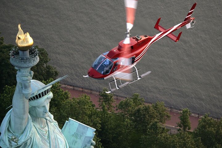 Ultimate NYC Helicopter Sightseeing Tour - thumb 2