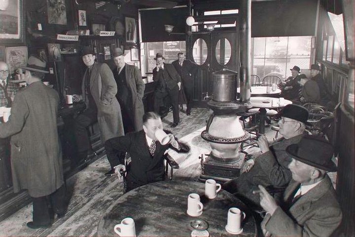 East Village Gangster Ghost Pub Crawl - thumb 2