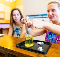 Chattanooga Make-Your-Own Custom Candle Crafts Class - Accommodation Chicago